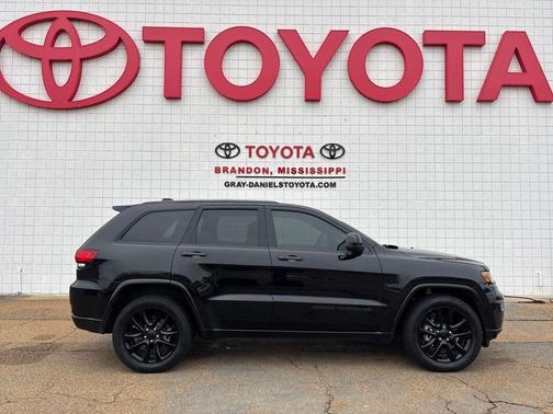 2018 Jeep Grand Cherokee Altitude