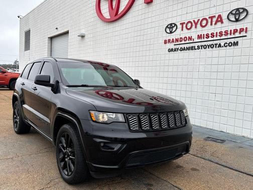 2018 Jeep Grand Cherokee Altitude