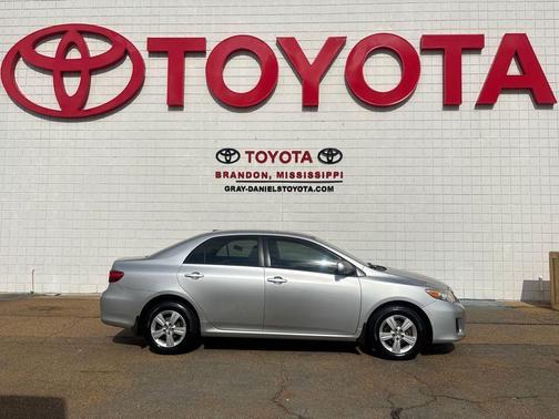 2011 Toyota Corolla LE