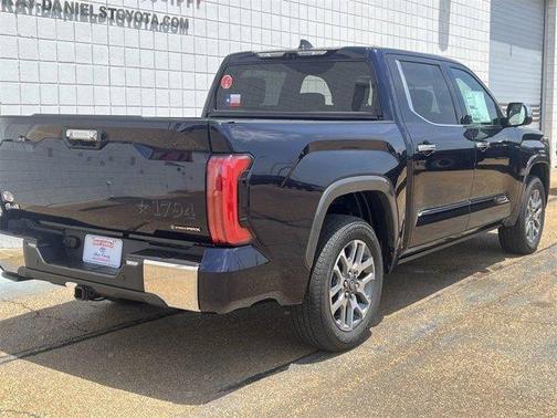 2025 Toyota Tundra Hybrid 1794 Edition
