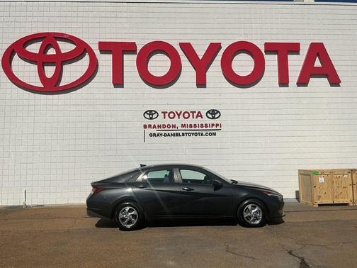 2021 Hyundai ELANTRA SE