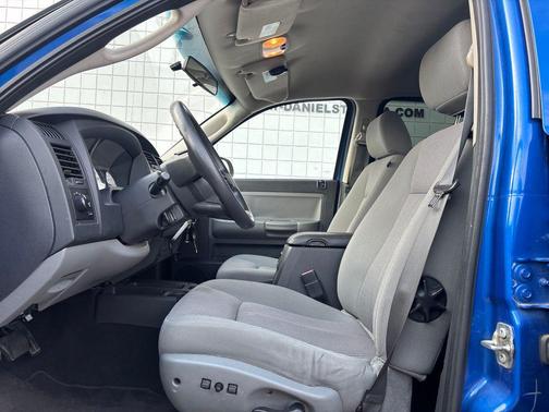 Electric Blue Pearlcoat 2008 Dodge Dakota SXT/Bighorn/Lonestar