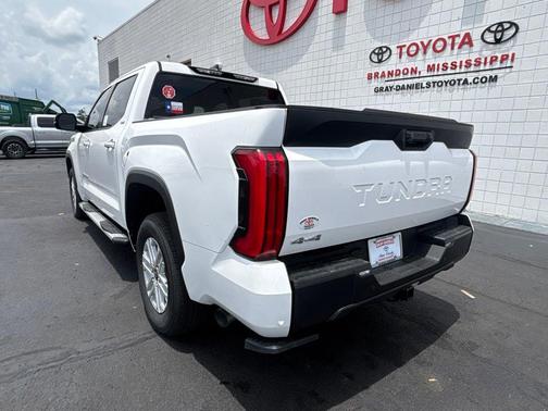 Ice Cap 2026 Toyota Tundra SR5
