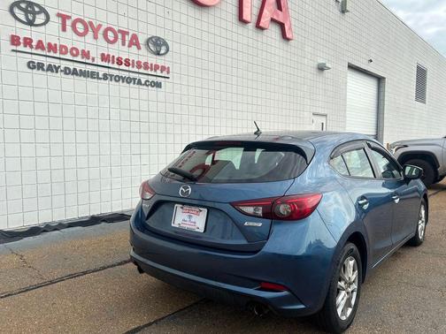 2017 Mazda Mazda3 Sport