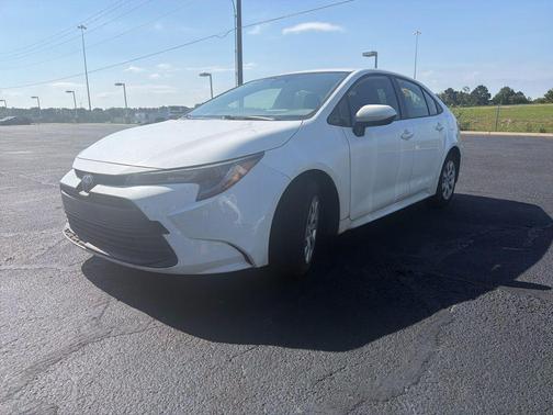 Ice Cap 2023 Toyota Corolla LE