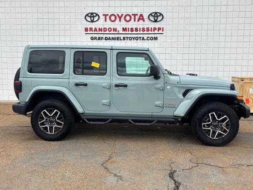 2024 Jeep Wrangler 4-Door Sahara 4x4