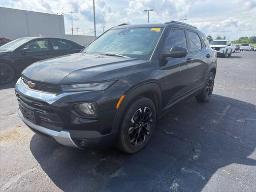 Mosaic Black Metallic 2021 Chevrolet Trailblazer LT