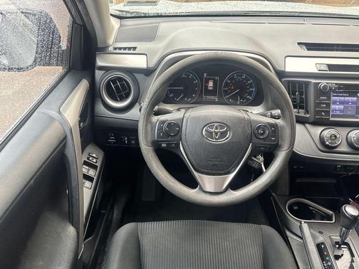Silver Sky Metallic 2017 Toyota RAV4 LE