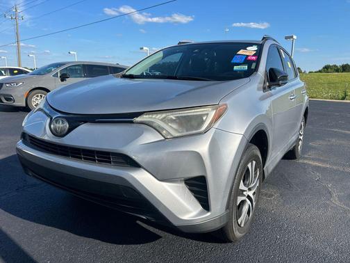 Silver Sky Metallic 2017 Toyota RAV4 LE