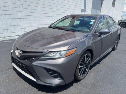Predawn Gray Mica 2018 Toyota Camry XSE