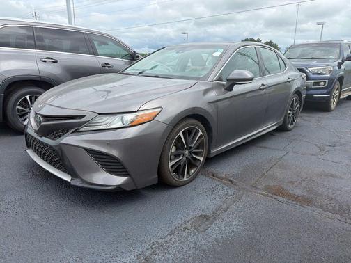 Predawn Gray Mica 2018 Toyota Camry XSE