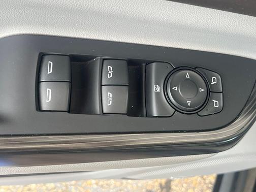 2023 GMC Acadia FWD SLT