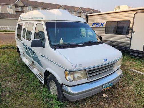 1993 Ford E150 Base