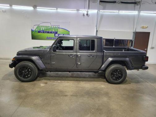 2022 Jeep Gladiator Altitude 4x4