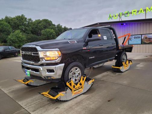 2020 RAM 2500 Tradesman   Optional Track N Go system