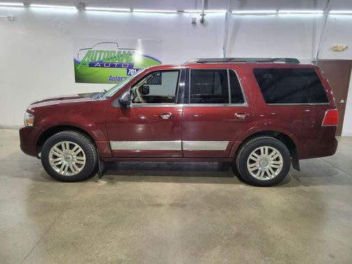 2012 Lincoln Navigator Base