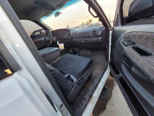1998 Dodge Ram 1500 Base