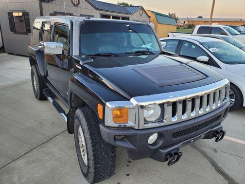 2006 Hummer H3 Base
