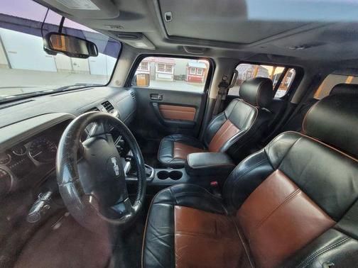 2006 Hummer H3 Base