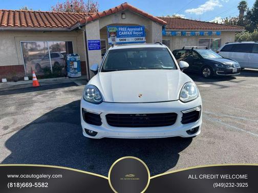 Carrara White Metallic 2016 Porsche Cayenne Cayenne