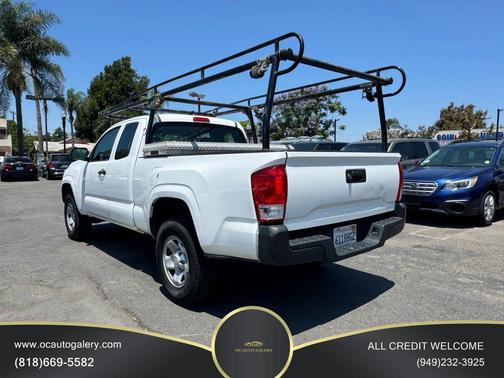 2017 Toyota Tacoma SR