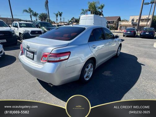 2010 Toyota Camry LE