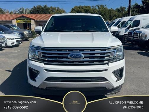 White 2019 Ford Expedition Max XLT