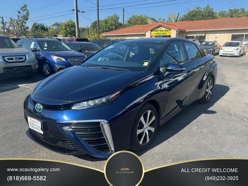 2016 Toyota Mirai Base