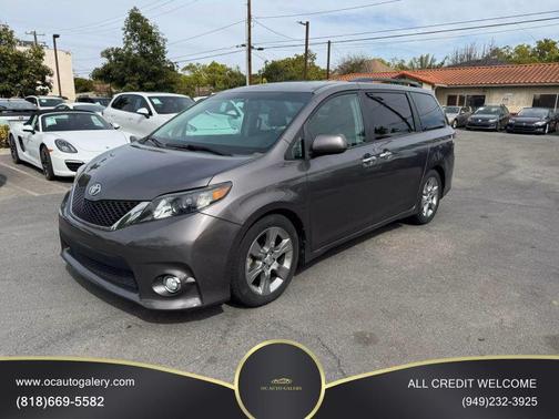 2013 Toyota Sienna SE