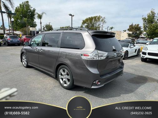2013 Toyota Sienna SE