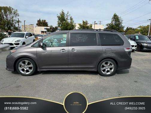 2013 Toyota Sienna SE