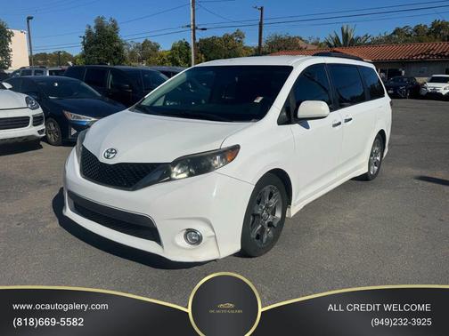 2013 Toyota Sienna SE