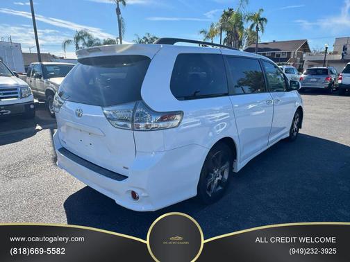 2013 Toyota Sienna SE