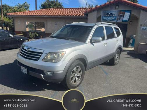 Titanium 2009 Kia Borrego EX V6