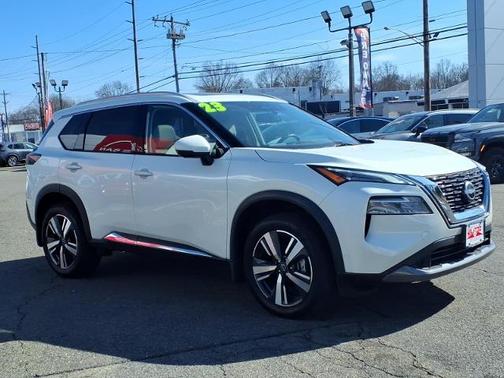 2023 Nissan Rogue SL