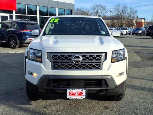 2022 Nissan Frontier SV