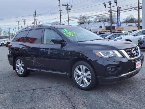 2018 Nissan Pathfinder SL