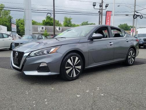 2021 Nissan Altima 2.5 SV