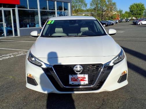 2021 Nissan Altima 2.5 SV