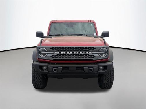 RUBY RED MET TNTD CLEARCOAT 2025 Ford Bronco Badlands