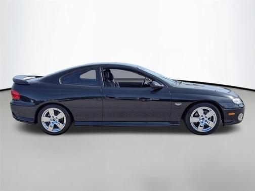 Phantom Black Metallic 2004 Pontiac GTO