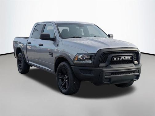 2024 RAM 1500 Classic Warlock Crew Cab 4x2 5'7' Box
