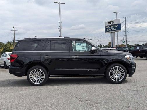2024 Ford Expedition Platinum