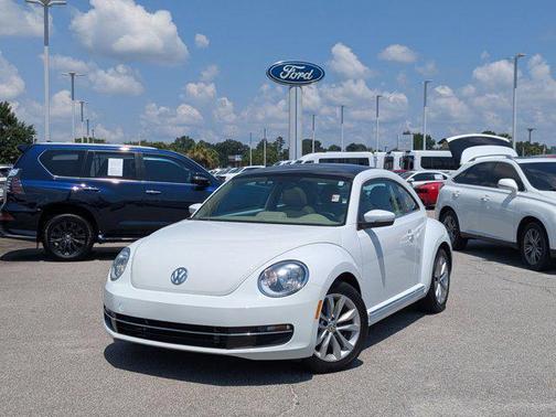 2015 Volkswagen Beetle DSG 2.0L TDI w/Sun/Sound/Nav