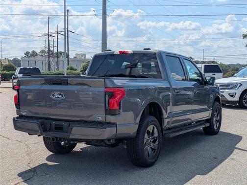 2025 Ford F-150 Lightning Flash