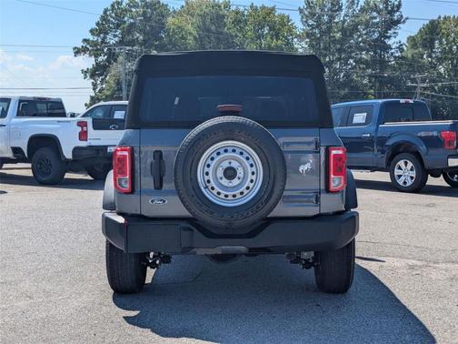 2025 Ford Bronco Base