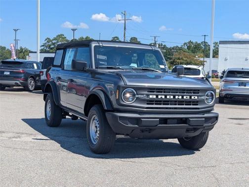 2025 Ford Bronco Base