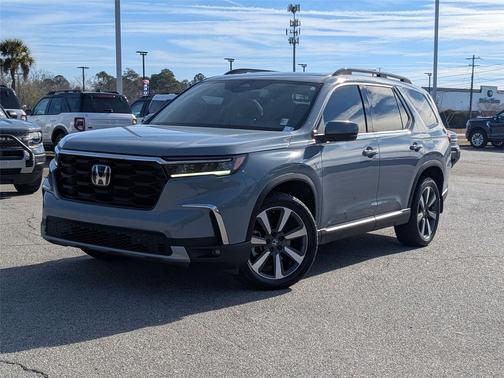 2023 Honda Pilot Touring 8-Passenger