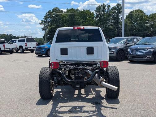 2022 RAM 2500 Tradesman Crew Cab 4x2 8' Box