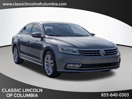 2017 Volkswagen Passat 1.8T SE w/Technology